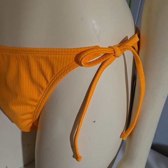 Lot Wild fable bikini tops Large & extra Large bottom  new with tags - Picture 5 of 8